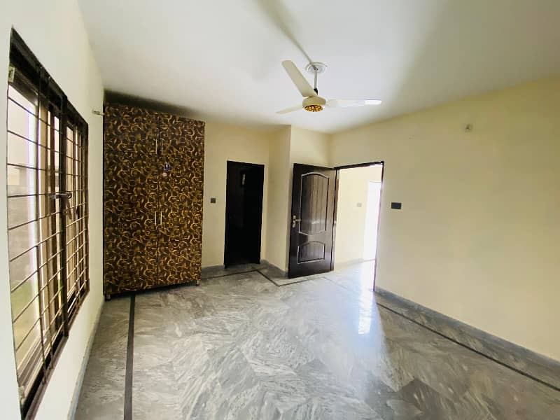 5.5 Marla Fully Furnished Facing Park House At Affordable Price Awaits You 13