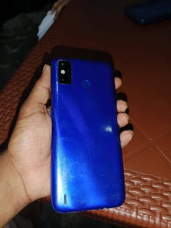 tecno spark 6Go 0