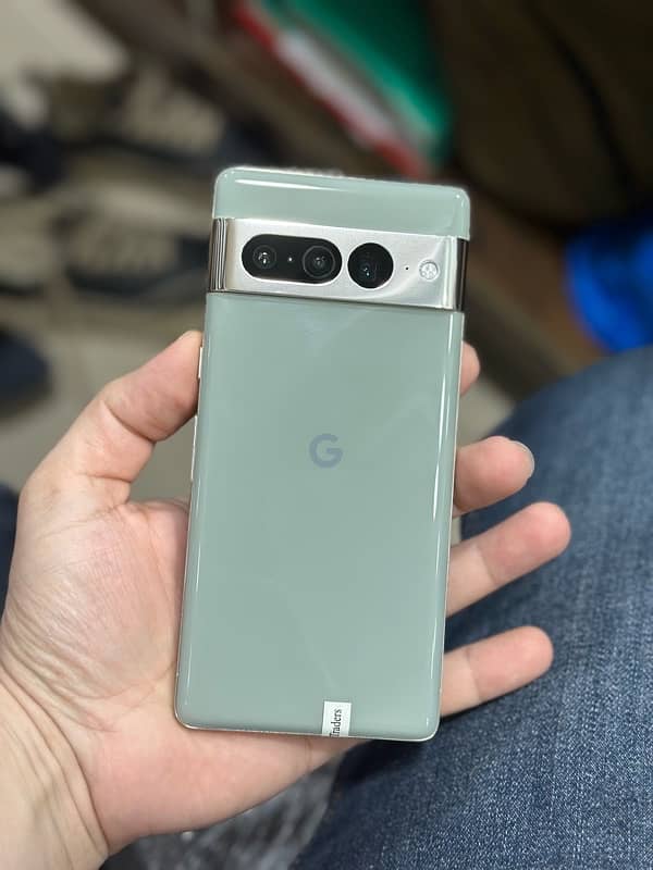 Google pixel 7 pro 12gb/128gb PTA Condition 10/10 6