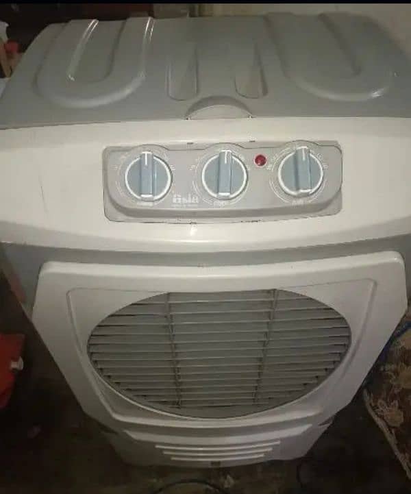 Room air cooler 0