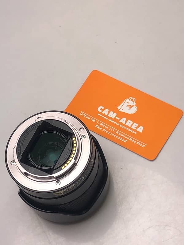 Sony 28mm f2 with sony Ultra Wide Converter, Mint condition. 2