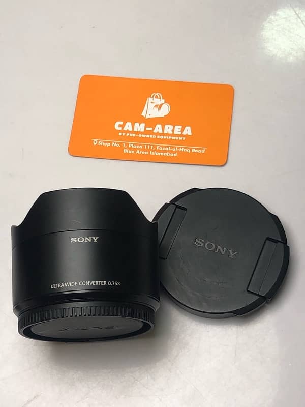 Sony 28mm f2 with sony Ultra Wide Converter, Mint condition. 3