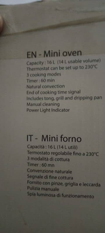 microwave oven. forno 3