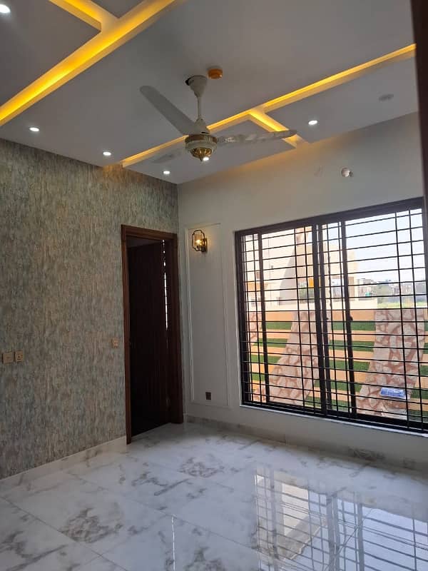 5 Marla Brand New Luxury House For Sale In Johar Town 0