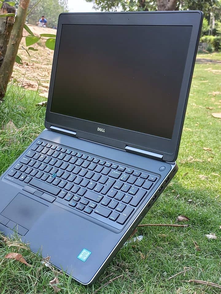 dell precision 7510 core i7 6th gen HQ with graphics card workstation 2