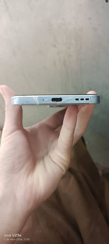 Oppo Reno 11f 8