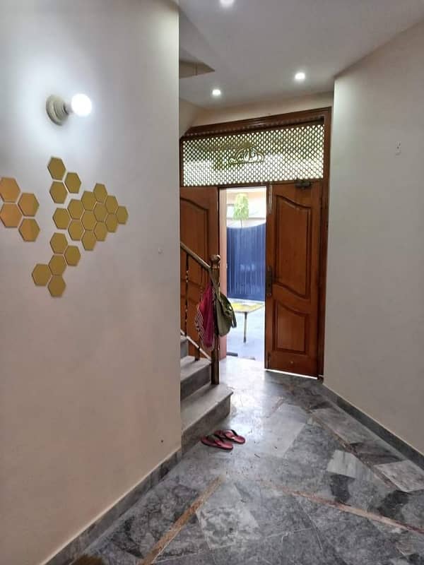 1 kanal beautiful house available for sale in johar town 7