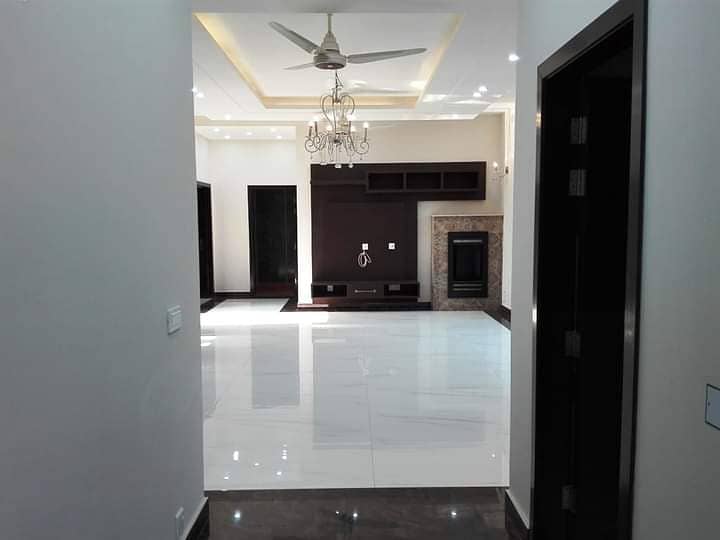 1 kanal beautiful house available for sale in johar town 19