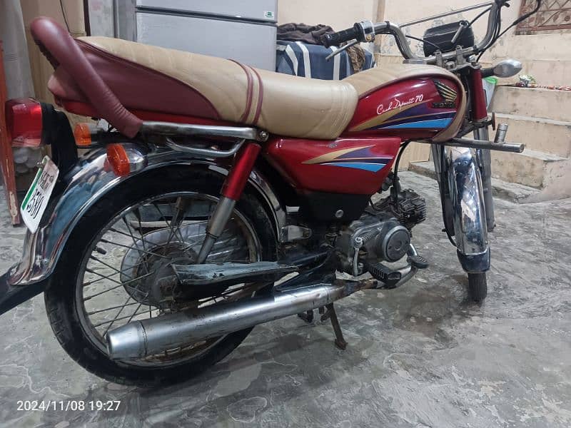 Honda 70 2008 1