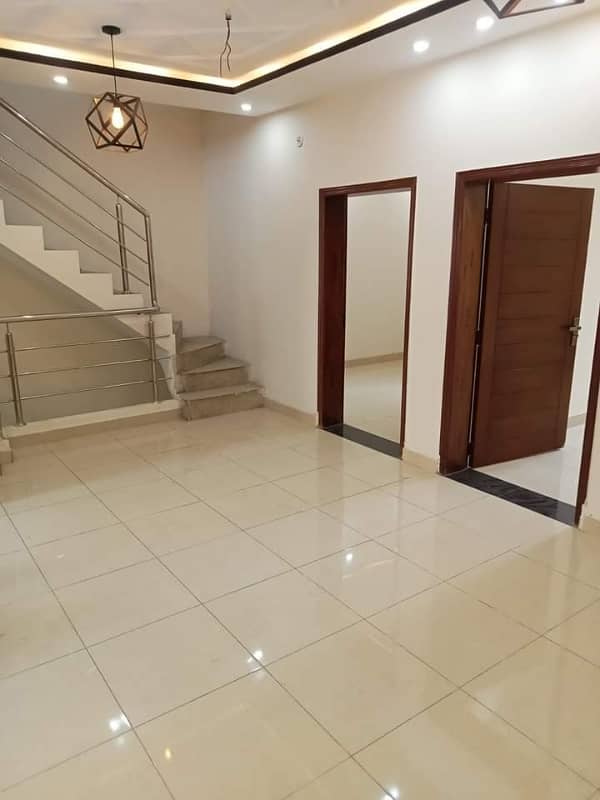 5 Marla Beautiful House Available For Sale In Johar Town 11