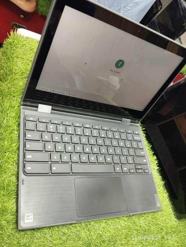 Lenovo 300e Chromebook 360 touch 4 gb 32 gb 2027 update 1