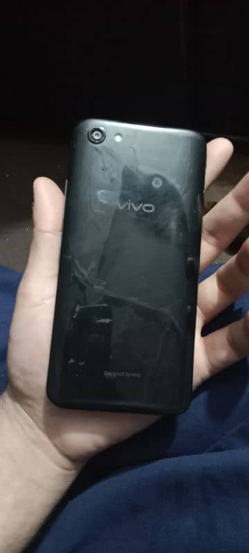 vivo y81S 1