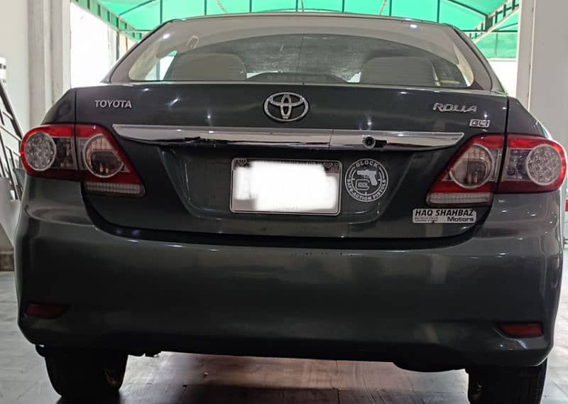 Toyota Corolla GLI 2011 12