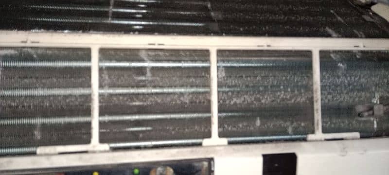 LG 1Ton Ac Heat And Cool 1