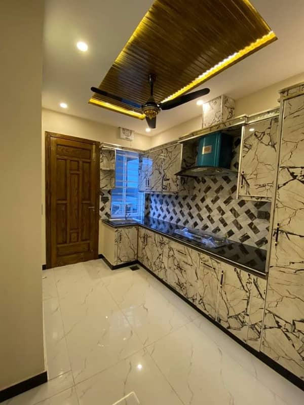 5 Marla Brand New Luxury House For Sale In Johar Town 7