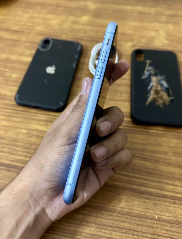 iPhone XR 256gb Non Pta 4