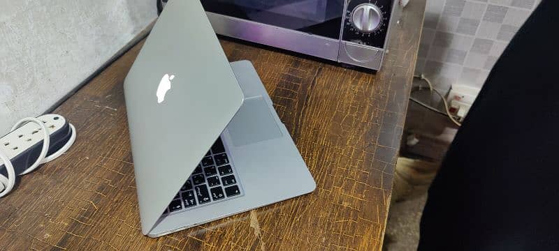 MacBook air 17 4