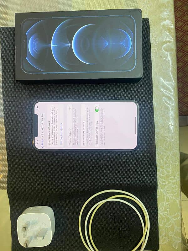 Iphone12 pro max 256GB 9