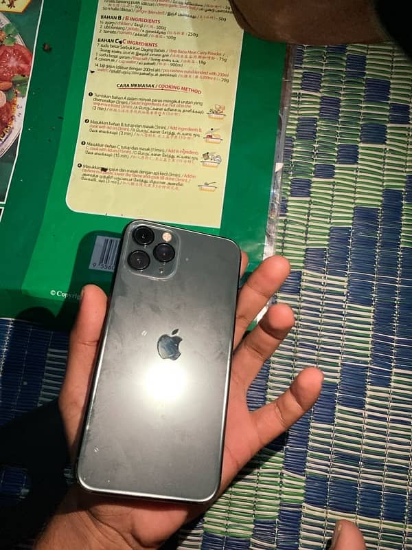 iPhone 11 Pro 8