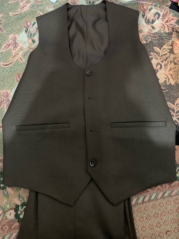 Brown color Classic 3 Piece Suit, Pant coat 0