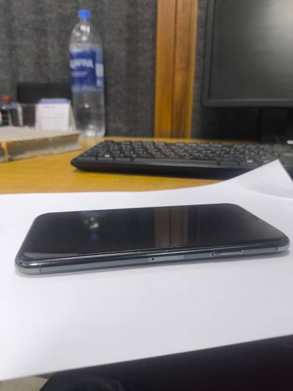 iPhone 11 Pro Max 512 PTA 3