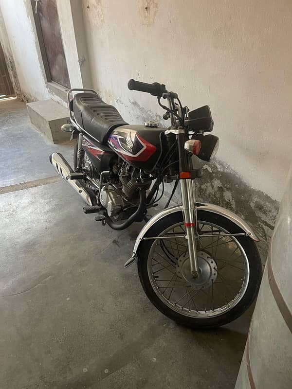 Honda CG 125 2017 3