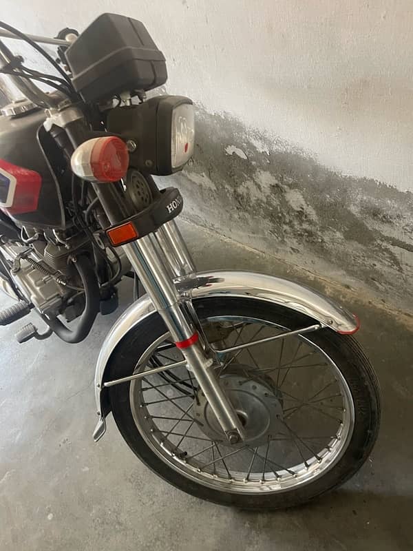 Honda CG 125 2017 5