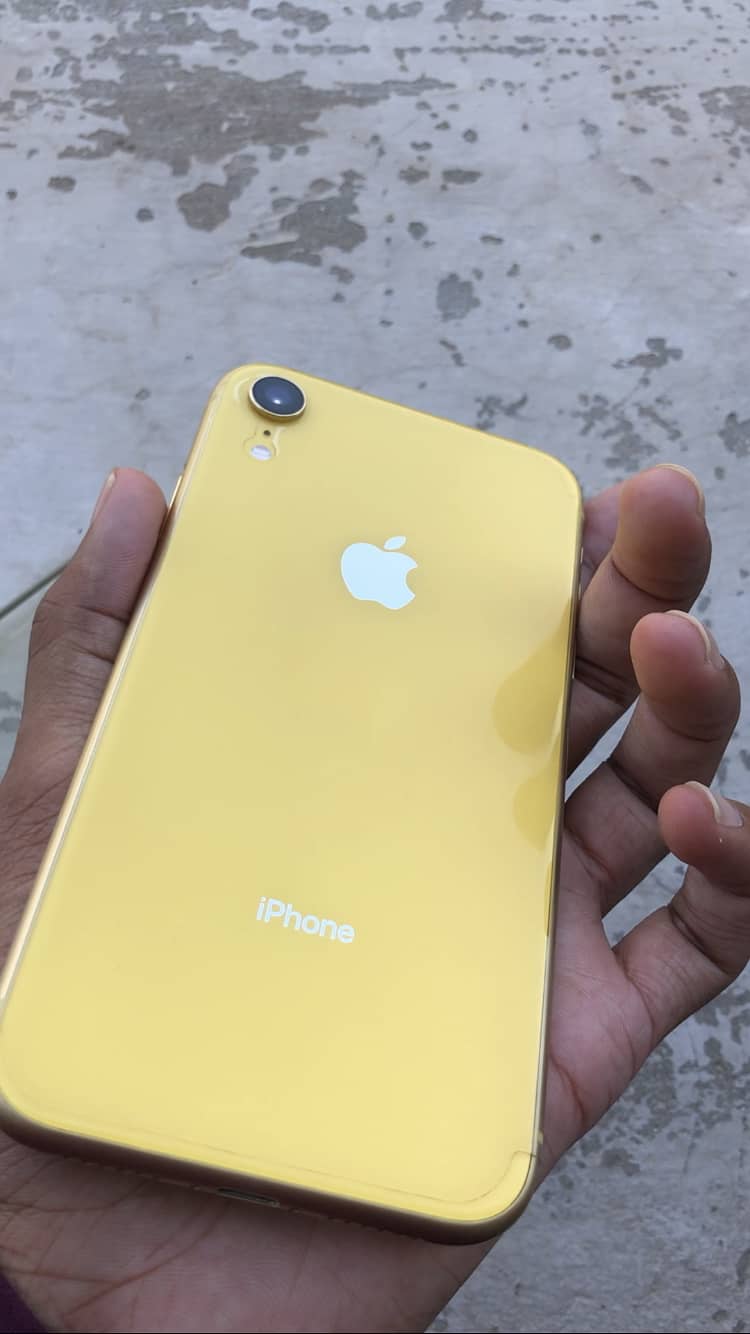 Iphone Xr all parts ok only board dead for sale 0