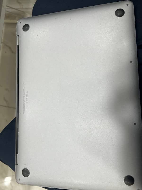 Macbook M1 pro 13 inch 2020 3