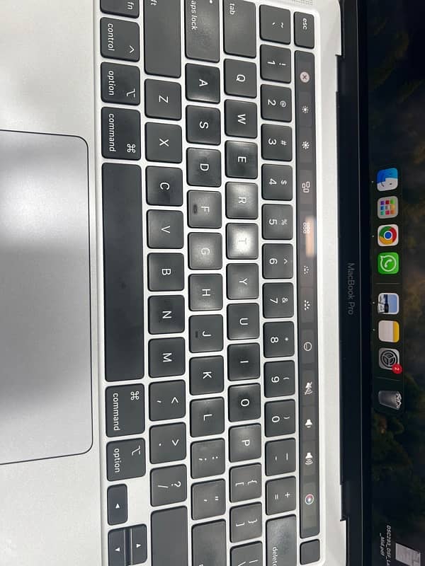 Macbook M1 pro 13 inch 2020 4