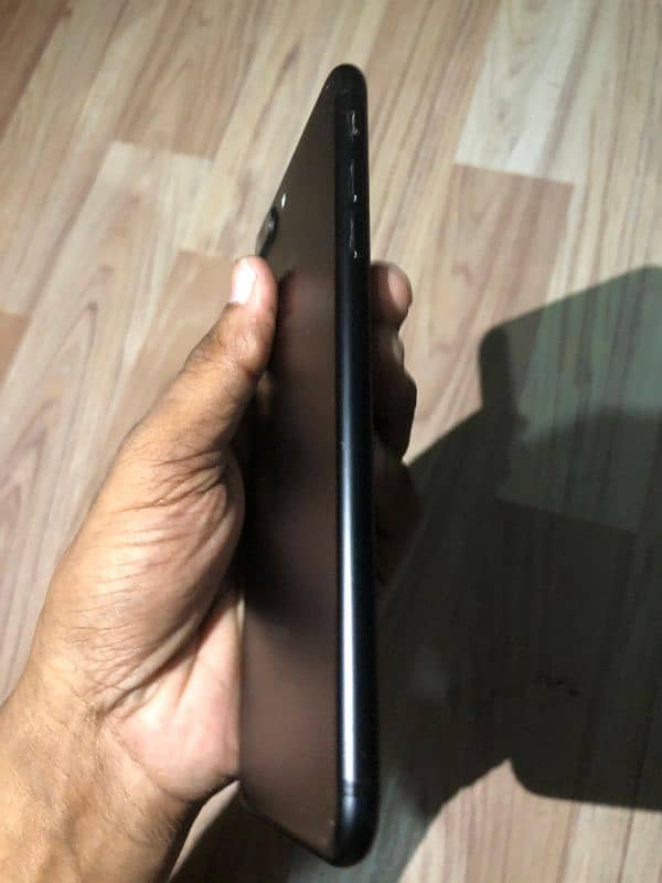 i phone 7 plus factory unlock non pta 128 gb battery 62% orignal 2