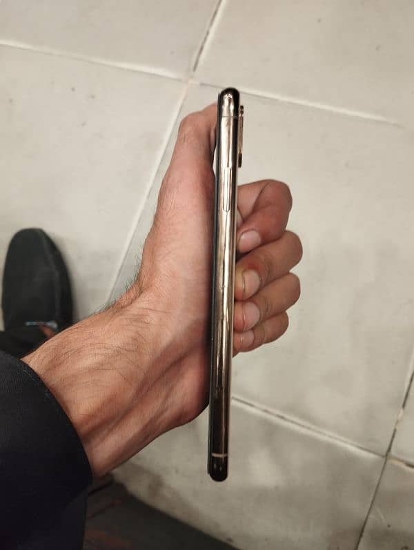 Iphone XS Max 512GB Non PTA Exchange possible 7