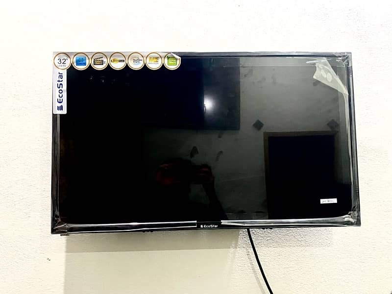 LED 32 inch Ecostar Brand new 2