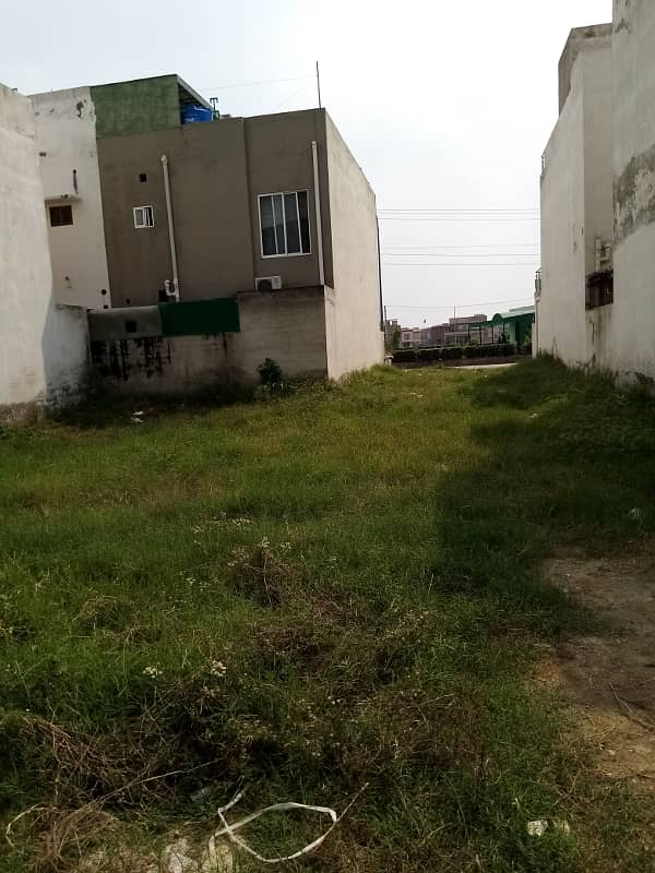 20 Marla Ready To Build Plot for Sale at Investor Price in Paragon City Lahore Cantt 3