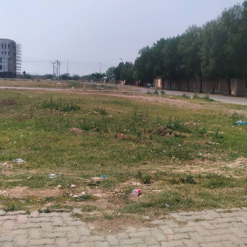 8 Marla Ready To Build Commercial Plot For Sale In Office Block In Paragon City Lahore High Street Block 12