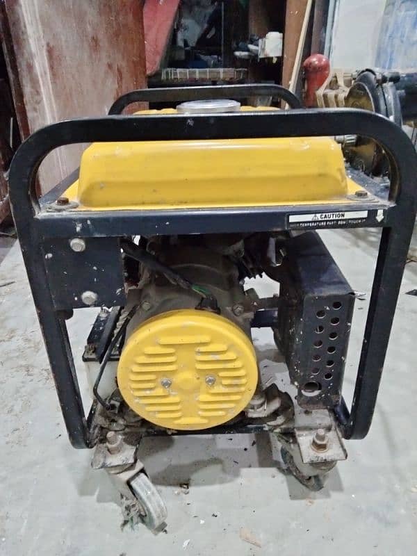 Generator only 2 month used 03154503334 9