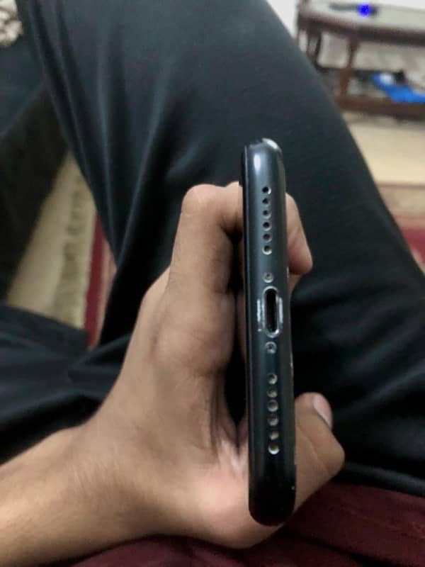 iphone Xr Non PTA 4