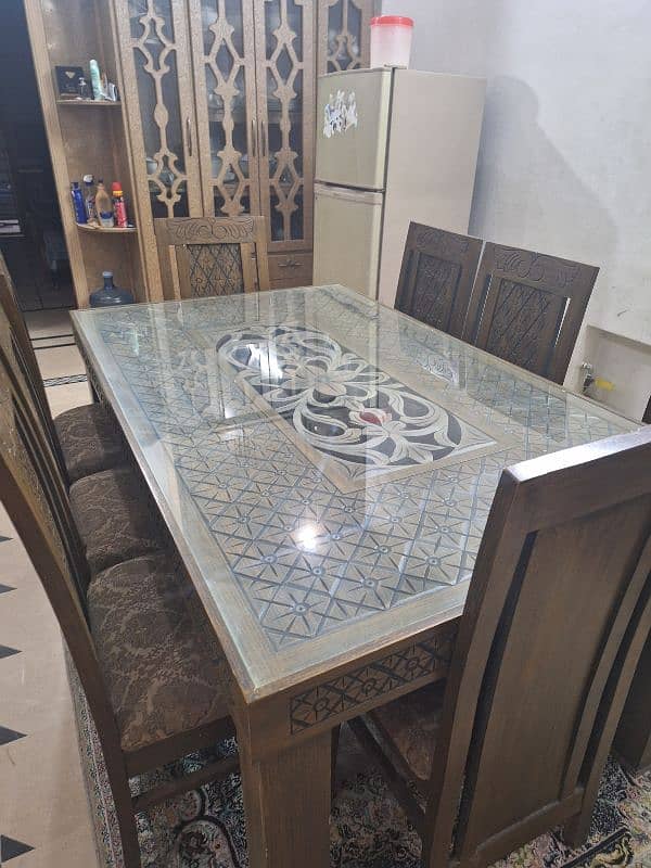 8 seater dinning table 0