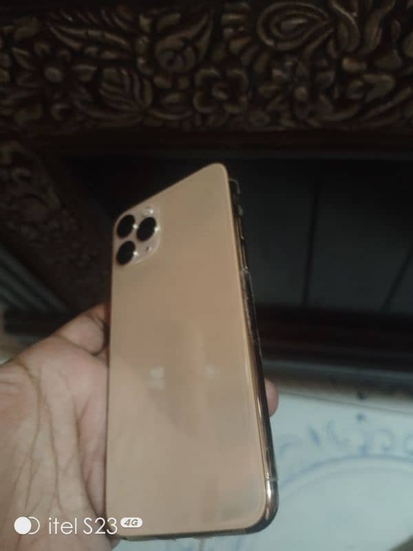 iphone 11 pro gold 64Gb non  pta water pack 95 health only 0