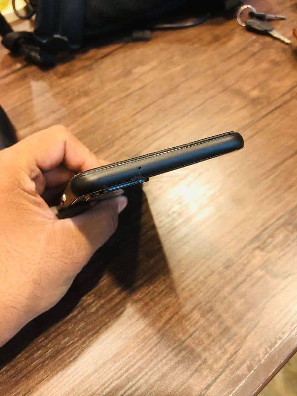 Google Pixel 4 XL - Non PTA - 10/10 Condition 4