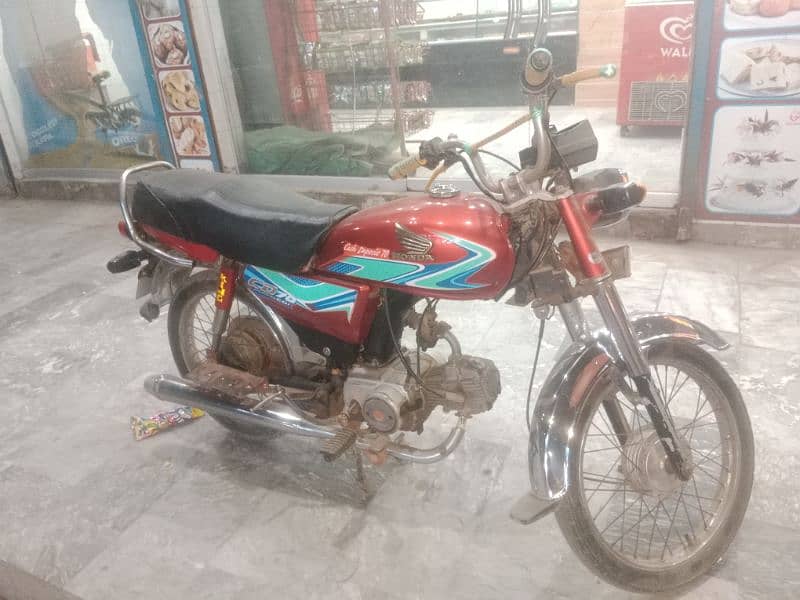 Honda CD 70 2017/2018 model 5