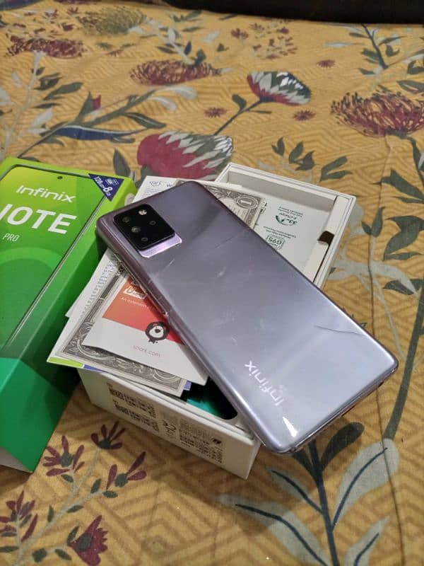 Infinix NoTe 10Pro 8gb/128 With Box Family Use 4