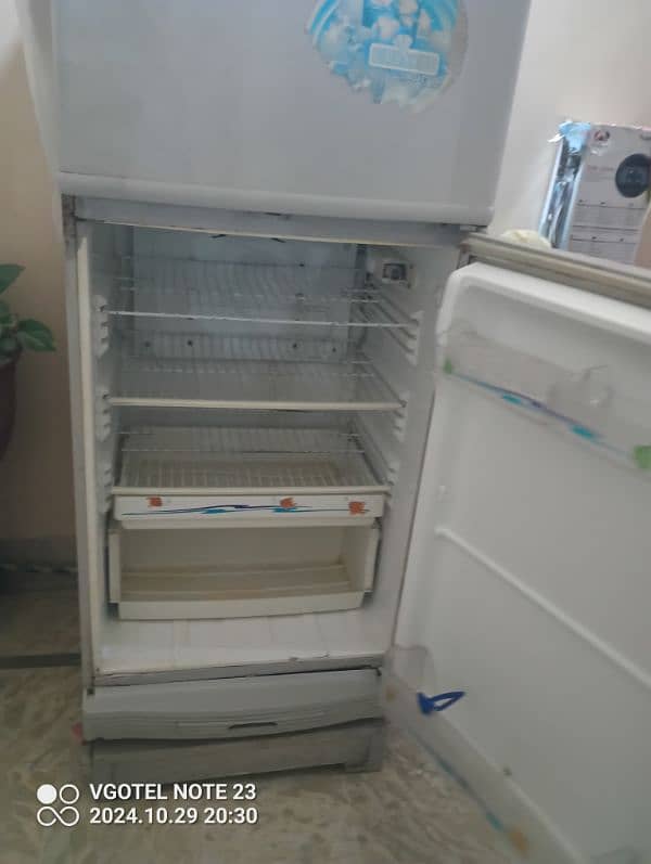 Refrigerator for sale 2