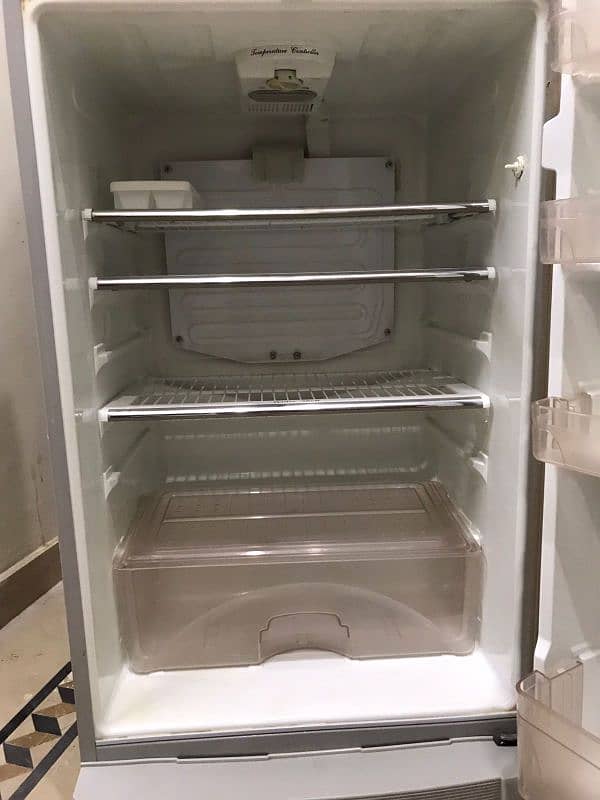 Refrigerator for sale 5