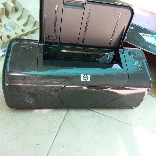 HP Deskjet D 1663 Machine  New he use me ni he 1