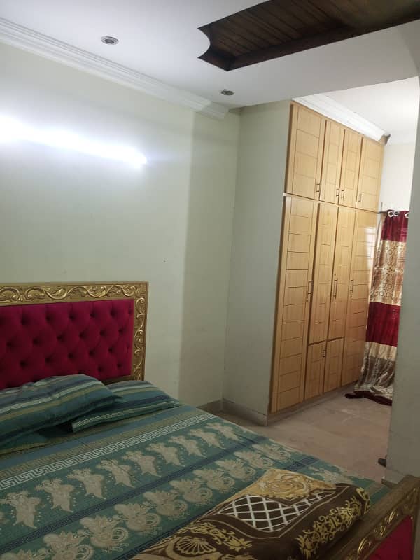 VIP furnish room available in G10/1 for male near to markez 2