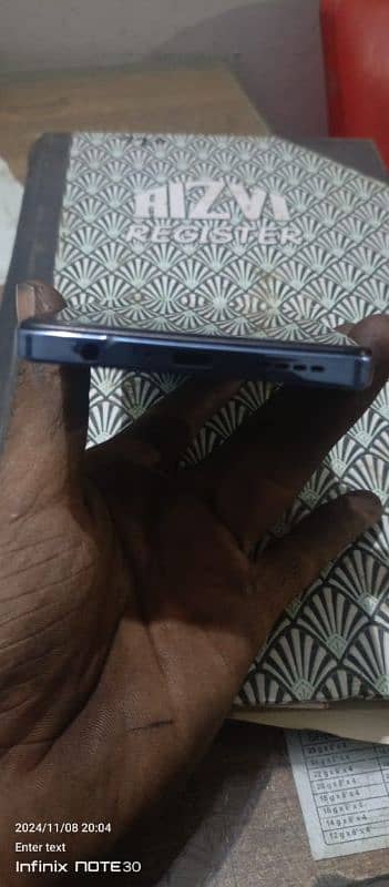 infinix Hot 40 4