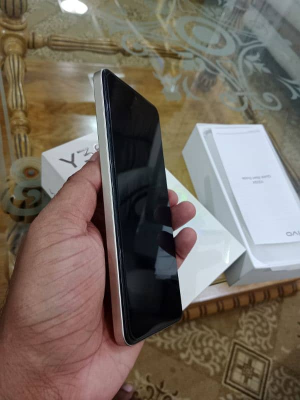 Vivo y36 8/256gb 3