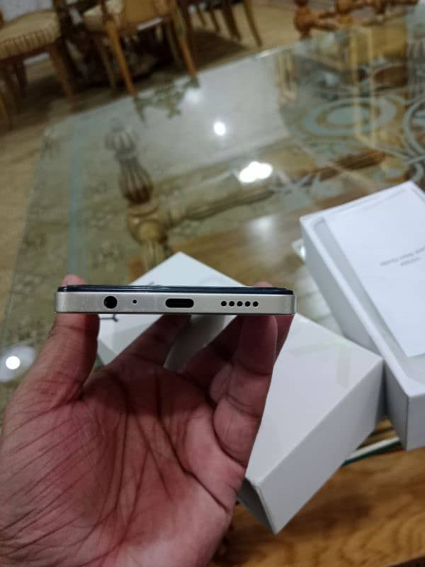 Vivo y36 8/256gb 5