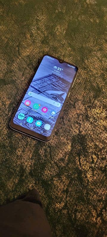 samsung galaxy A30s 1